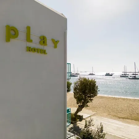 Play A Member Of Brown * Parikia (Paros)