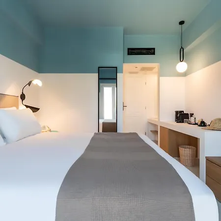 Play A Member Of Brown