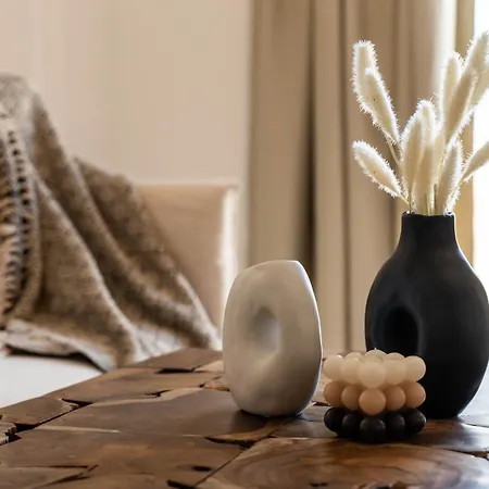 Hotel Play A Member Of Brown *