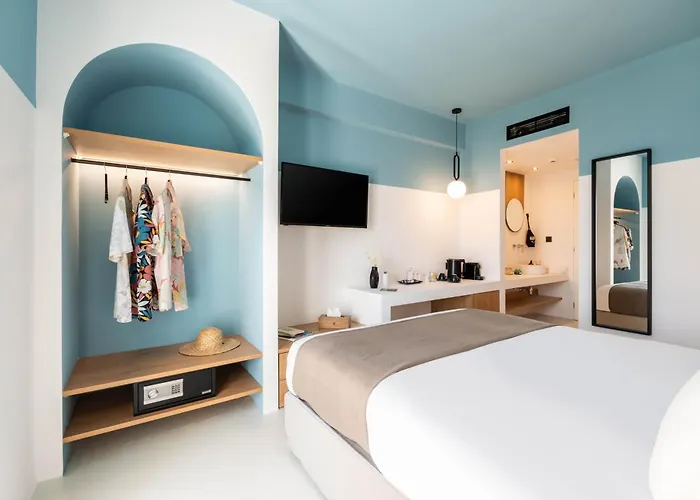 Play A Member Of Brown Hotel *