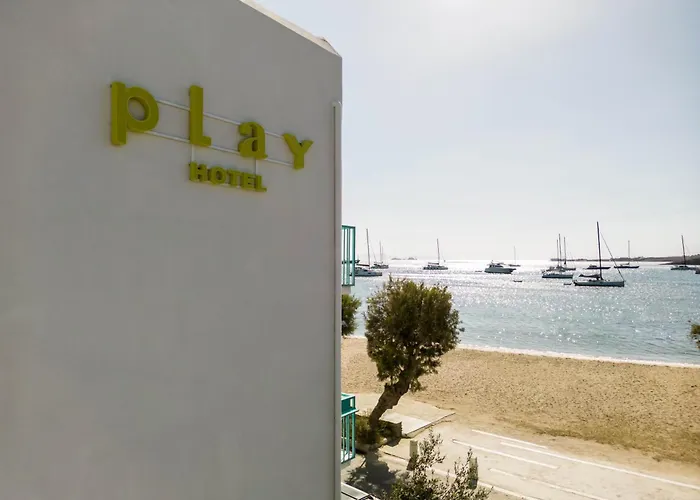 Play A Member Of Brown * Páros