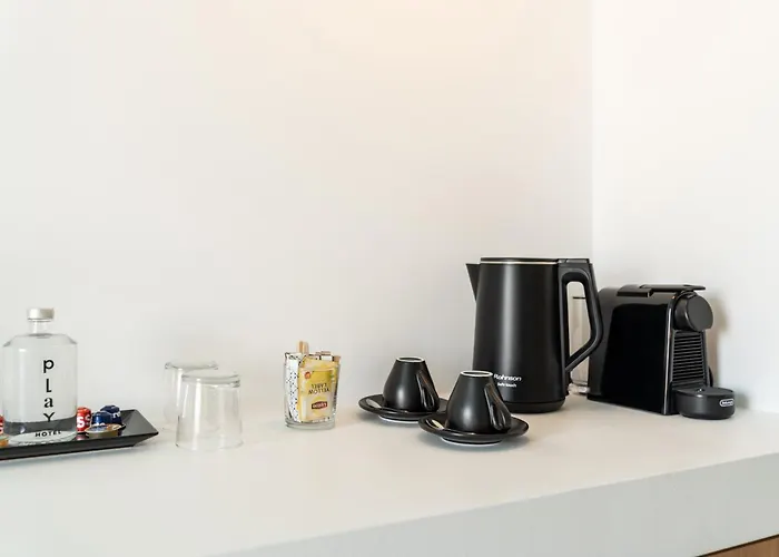 Play A Member Of Brown *