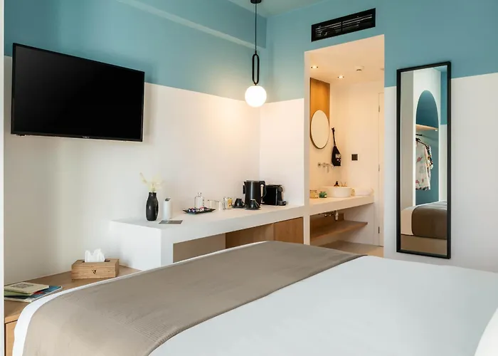 Play A Member Of Brown *