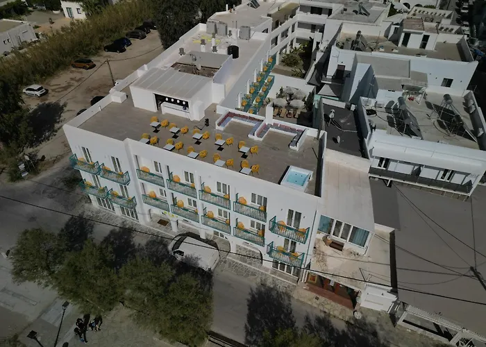 Hotel Play A Member Of Brown Páros