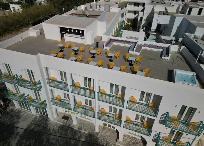 Play A Member Of Brown * Páros